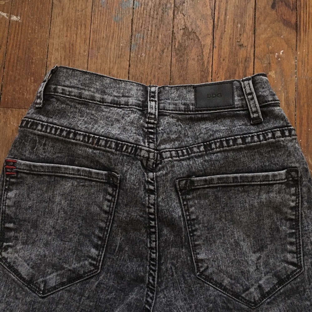 Black acid wash jeans